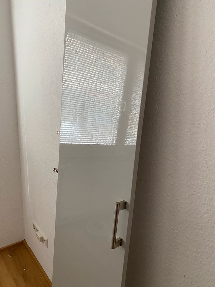 Ikea Pax Tür hellgrau Hochglanz FARDAL 50x229cm in Mainz