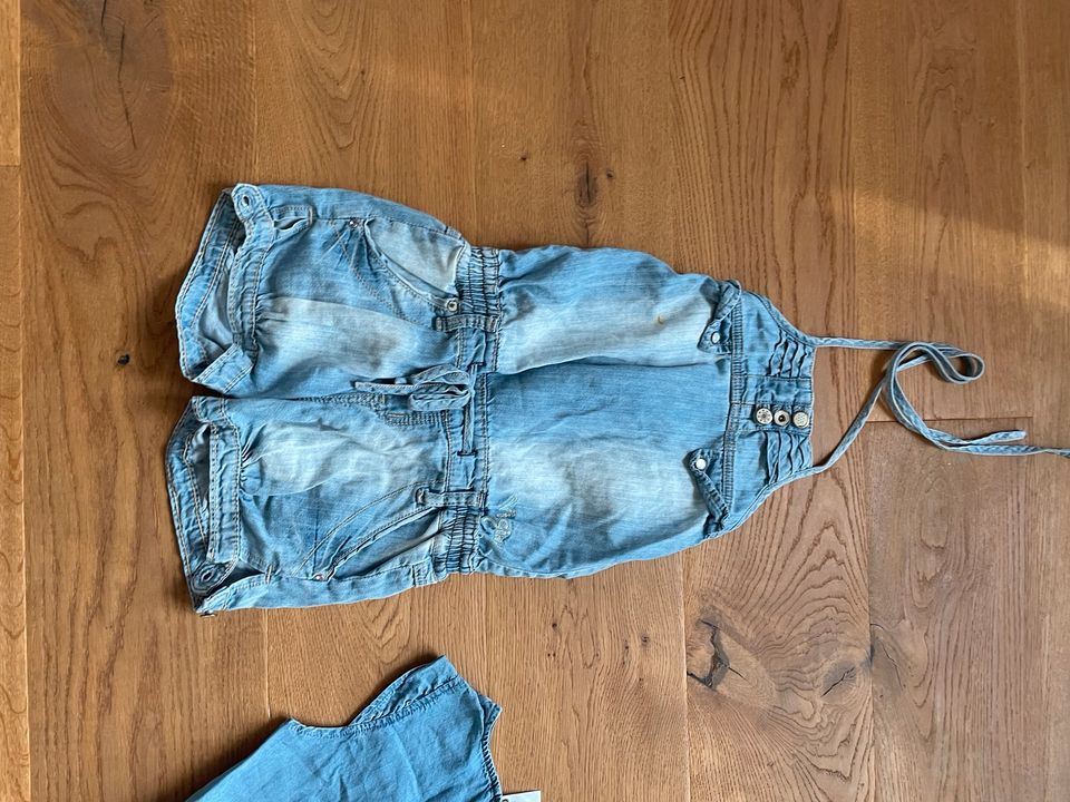 Vingino Jumpsuit lang Shorts kurze Hose Gr.134 in Rutesheim  