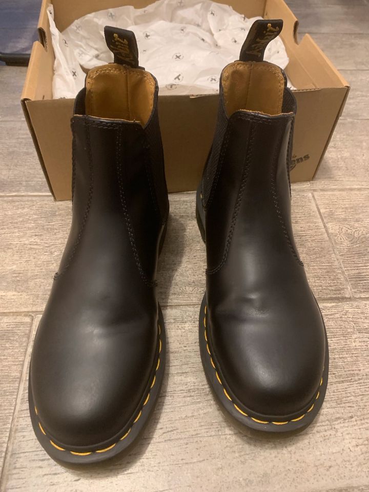 Dr. Martens Chelsea Boot 38 in Kempen