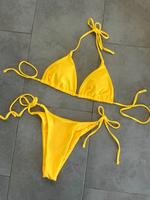 Gelber Bikini Nordrhein-Westfalen - Lüdenscheid Vorschau