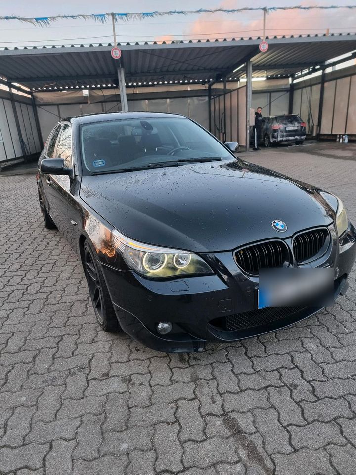 Bmw e60 530d 4 Hand in Hamburg