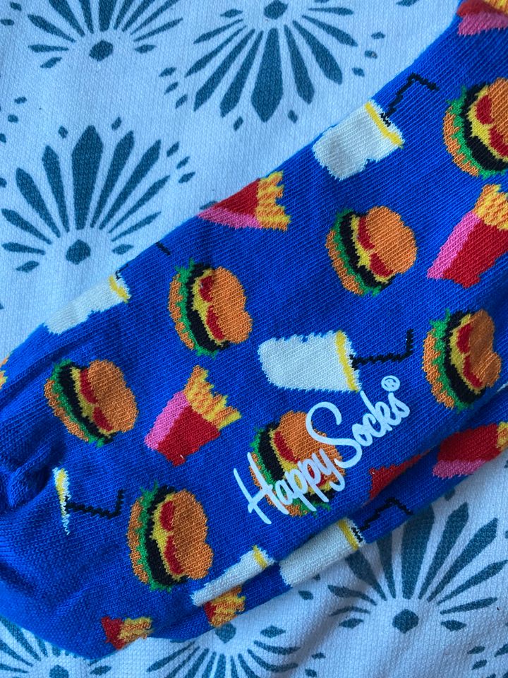 Happy Socks NEU blau mit Burger Pommes Socken 41- 46 ( 42 43 44 in Erding