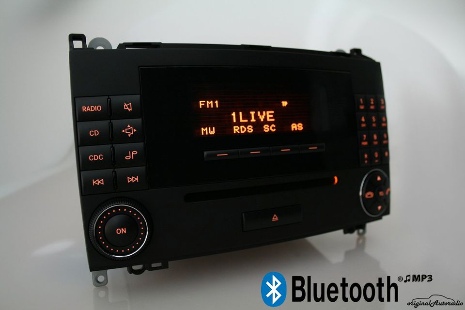 Original Mercedes Audio 20 CD W639 Radio MF2750 Bluetooth MP3 in Gütersloh