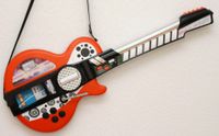 Simba leichte Gitarre - MP3-fähig- Lichteffekte -66cm-ab 6 Jahre Niedersachsen - Edemissen Vorschau