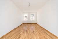 Schöne 2-Zimmer-Altbauwohnung mit modernem Wannenbad & Balkon Leipzig - Stötteritz Vorschau