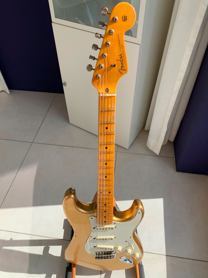 2015 Fender Custom Shop 1957 Relic Stratocaster HLE Gold | 3,1kg! in Niebüll