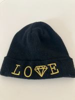 Beanie ‚LOVE‘ schwarz / gold * Page one young Sachsen-Anhalt - Halle Vorschau