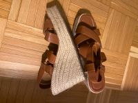 neue braune Sandalen Wedges Keilabsatz Gr. 38 Köln - Widdersdorf Vorschau