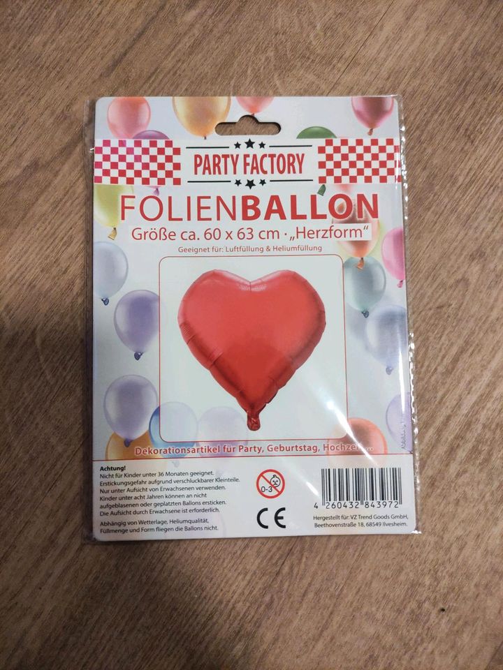8x Folienballon Herzballon Luftballon Heliumballon Herz in Lübeck
