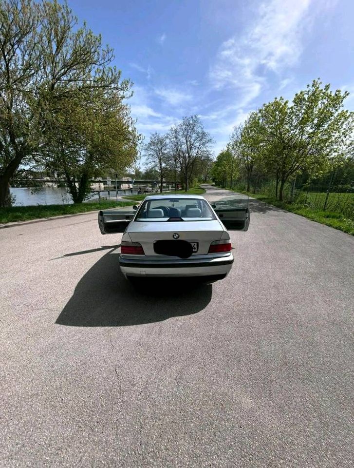 BMW 320i e36 in Regensburg
