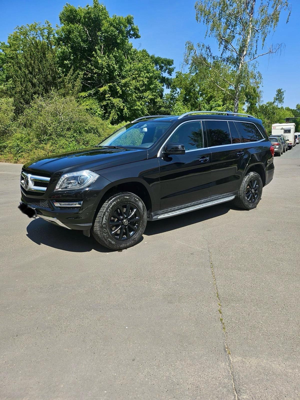 Abbildung des Autos Mercedes Benz GL 350 CDI…