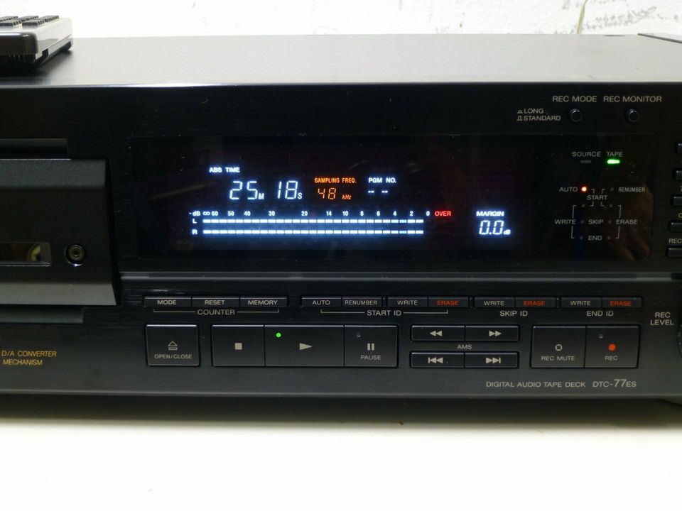 Sony DTC-77ES High-End DAT-Recorder, schwarz, Top-Zustand in Gütersloh