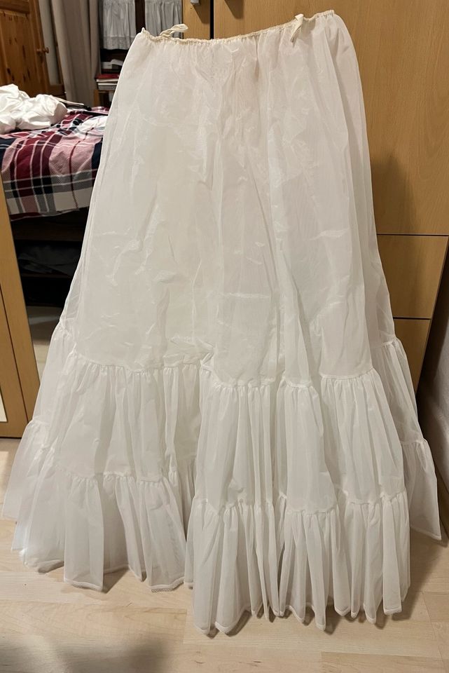 Brautkleid von Lilly - Stuttgart - Größe XS - Hochzeitskleid in Remchingen