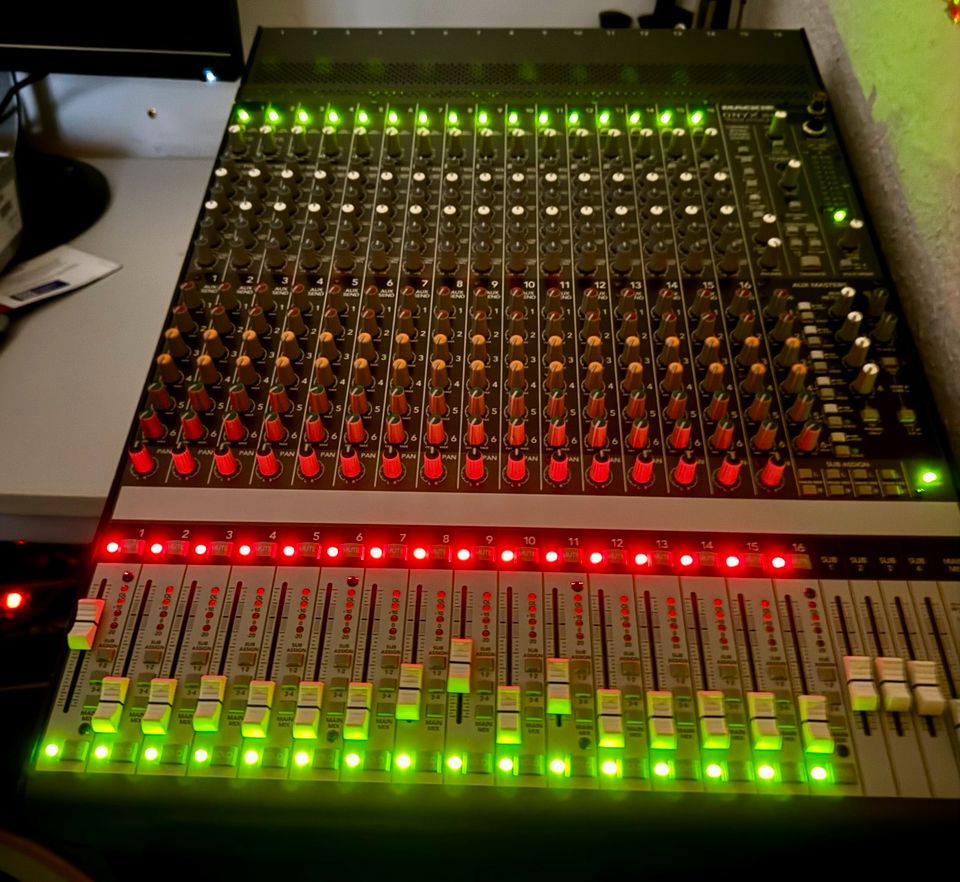 Mackie ONYX 1640i FireWire Mischpult 16 Kanal Recording Mixer in Stuttgart