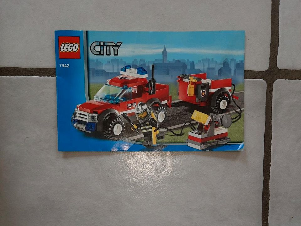 LEGO City (7942) Feuerwehrauto mit Anhänger in Rommerskirchen