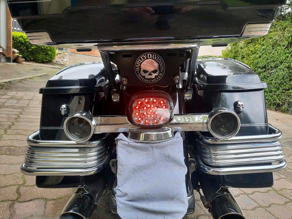 Harley Davidson Elekra Glide mit Rpckwärtsgang/ 5HD in Seebad Bansin