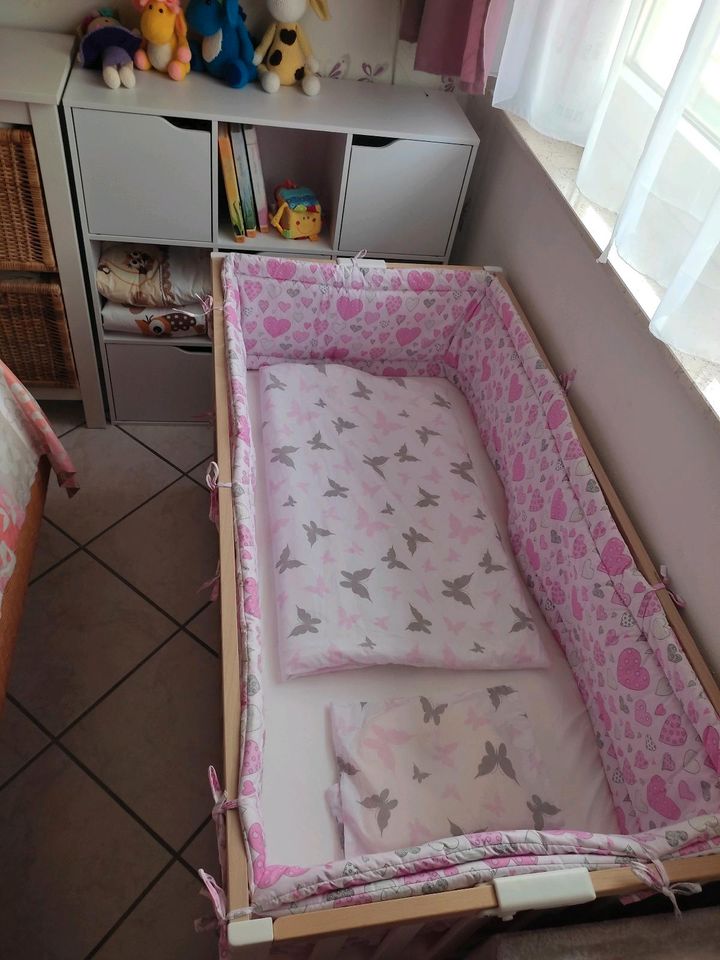 Babybett 120x60 klappbar mit Matratze in Alsbach-Hähnlein