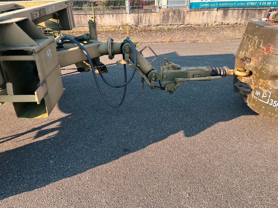 Anhänger Bundeswehr Auflaufgebremst Unimog Traktor u.a. in Neuried