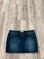 Pimkie Jeansrock Rock Jeans Minirock dunkelblau 38 NEU nur 2,80€ Bayern - Germering Vorschau
