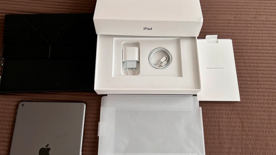 iPad 9th Generation 64GB mit Hülle gratis in Lippstadt