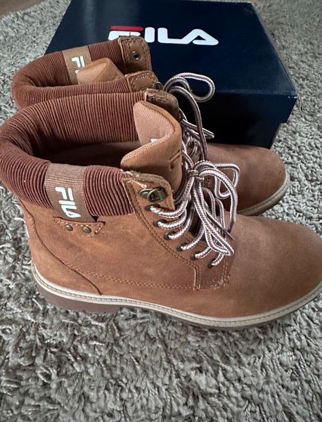 Fila Boots l Stiefel Größe 41 Farbe Braun in Stuttgart - Stammheim | eBay  Kleinanzeigen ist jetzt Kleinanzeigen