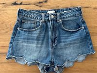 H&M Shorts Jeansshorts für Damen Gr.34 in Top Zustand Düsseldorf - Pempelfort Vorschau