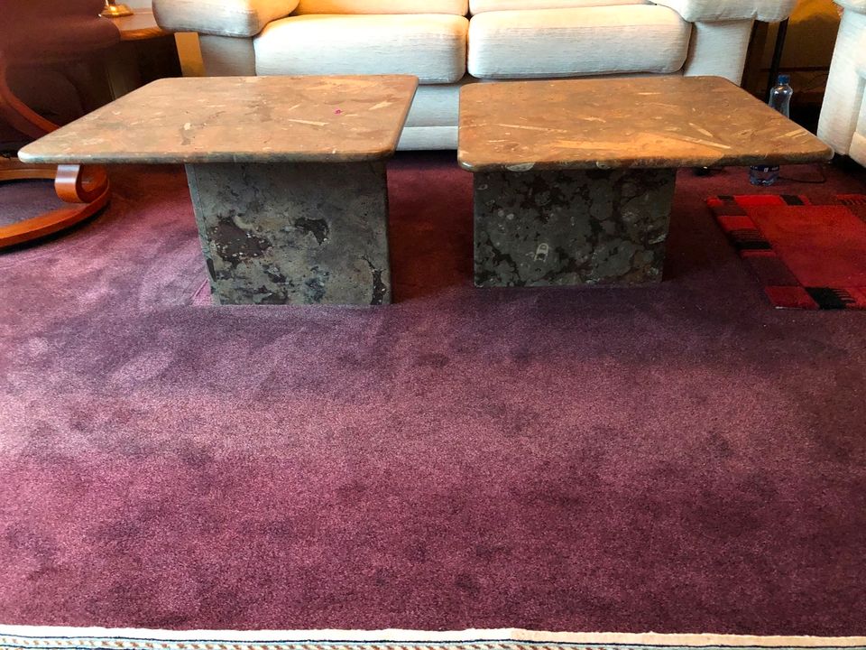 Tische 2 Stein Natur sehr stabil gemasert für Wohnzimmer Couch in Bremen