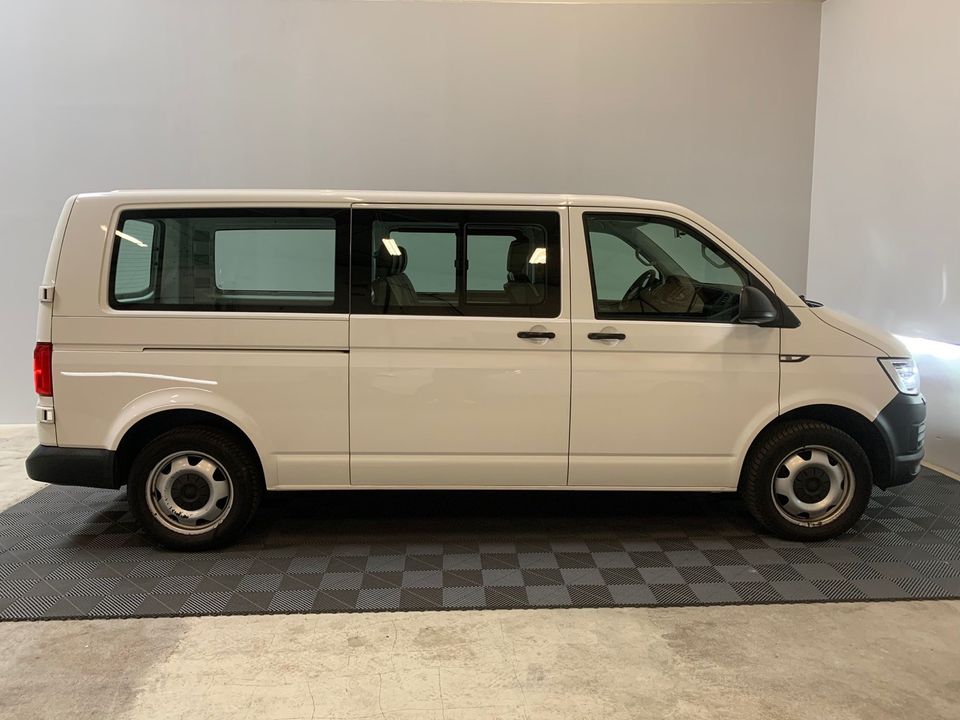 Volkswagen T6 Transporter 2.0TDI *DSG-5Sitze-Navi-LED-AHK* in Emden