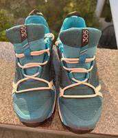 Adidas Terrex Gore-Tex Wanderschuhe – Gr. 38 – Neuwertig Baden-Württemberg - Burgrieden Vorschau