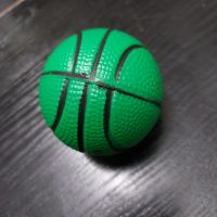 Kleiner grüner Ball * drückbar * ca. 6 cm Durchmesser * Übungen Nordrhein-Westfalen - Bornheim Vorschau