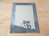 Spiegel mit Radfahrer Stahl geschliffen Shabby Optik 80x61 cm Niedersachsen - Katlenburg-Lindau Vorschau