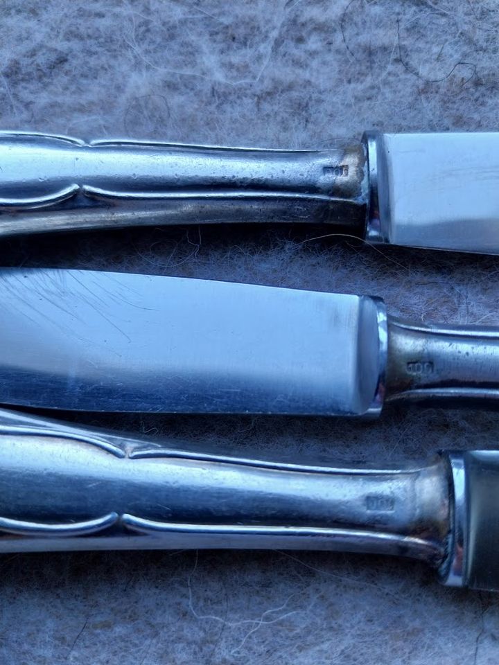 8 tlg 3 Messer-3 Gabeln-2 Kuchengabel versilbert 100er Auflage in Lemgo