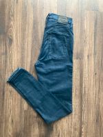 Levis Mile High Super Skinny Jeans dunkelblau Größe 28/32 Baden-Württemberg - Eislingen (Fils) Vorschau