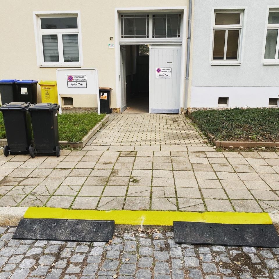 ATLAS IMMOBILIEN: Stellplätze im geschützten Hof Erfurt-Andreasvorstadt in Erfurt