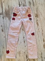 Süße Jeanshose mit Rosen (rosa) H&M 116 Niedersachsen - Nörten-Hardenberg Vorschau