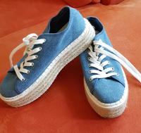 1Paar Damen Sneakers (  Jeansblau)Größe 37 Berlin - Steglitz Vorschau