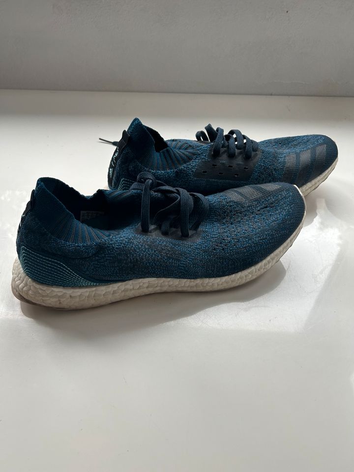 adidas x Parley for the Ocean Ultraboost Uncaged | legend blue in Erlangen