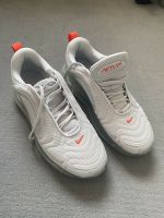 Nike Air Max 720 Metallic Platinum Größe 42 Berlin - Biesdorf Vorschau