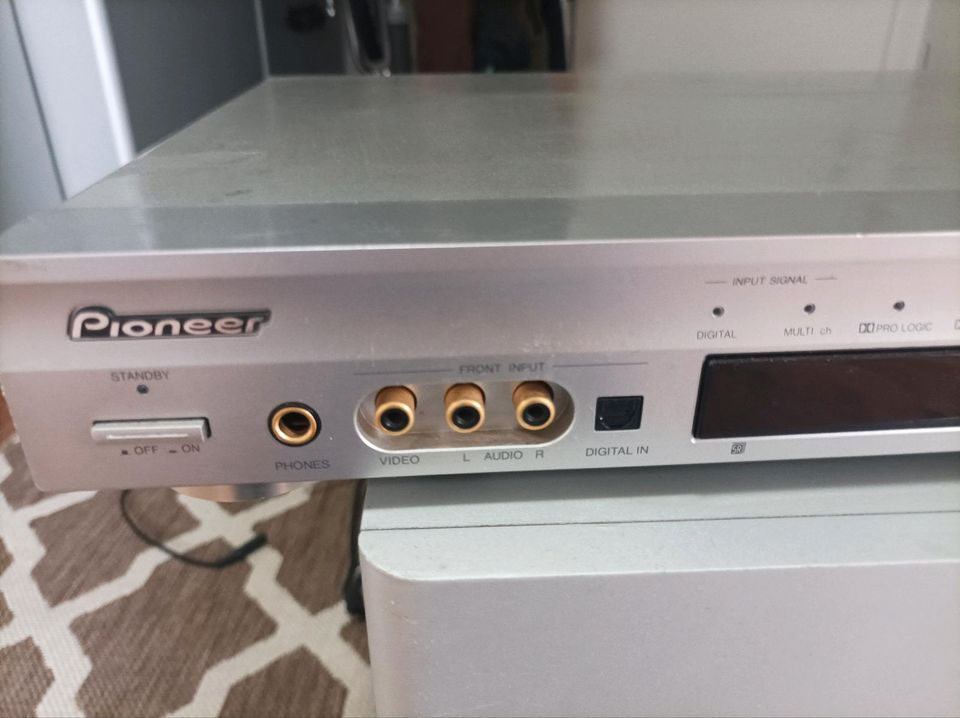 Pioneer Audio/ Video Muliti- Channel Receiver VSX C 300 Subwoofer in Lübeck