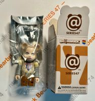 Medicom Toy BEARBRICK 100% Series 47 HORROR - Megan Düsseldorf - Bilk Vorschau