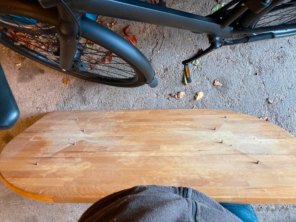 Holztisch Design Finnland zerlegt in Mielkendorf