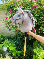 Hobby Horse Steckenpferd TOP mit Zubehör NEUwertiger Zustand Nordrhein-Westfalen - Erftstadt Vorschau