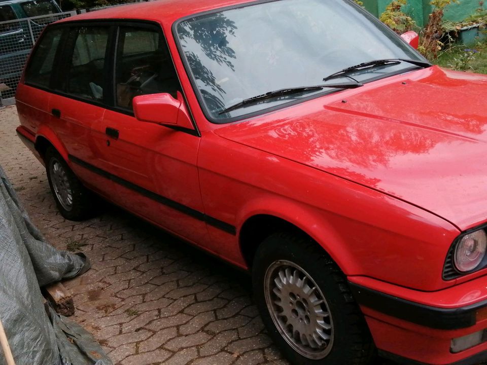Auto BMW E30 316 i Kombi von 1992 zu verkaufen in Schalkenbach