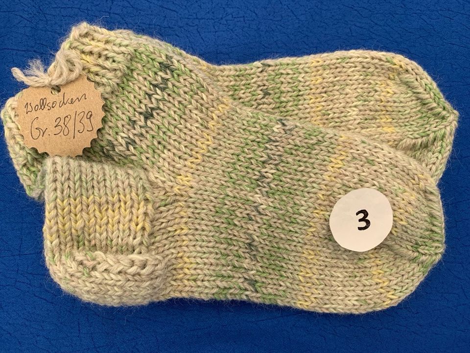 Wollsocken mit 100% Schurwolle dicke Socken Gr.38/39 sockenwolle in Hüllhorst