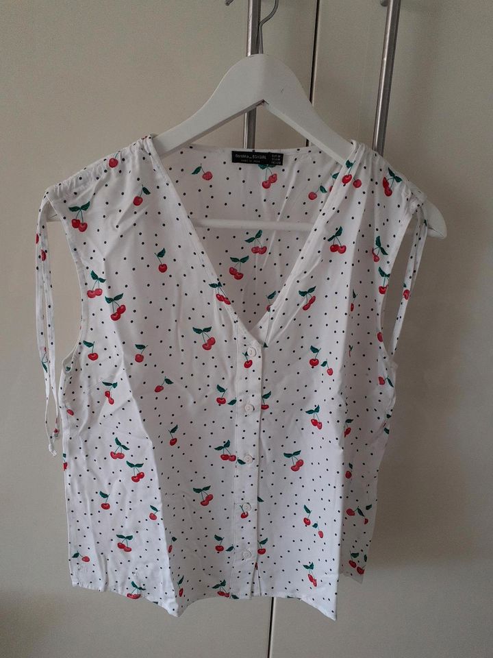 Bershka Bluse Gr M in Lohmar