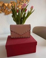 VALENTINO GARAVANI Rockstud Envelope Bag Rose München - Schwanthalerhöhe Vorschau