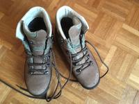 Neu besohlte Wanderstiefel von LOWA München - Schwabing-West Vorschau