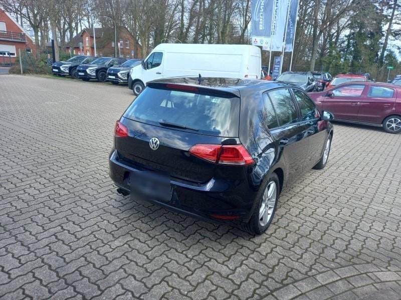 Volkswagen Golf VII 7 2.0  2 TDI Comfort BMT Navi Sitzheizung in Zeven
