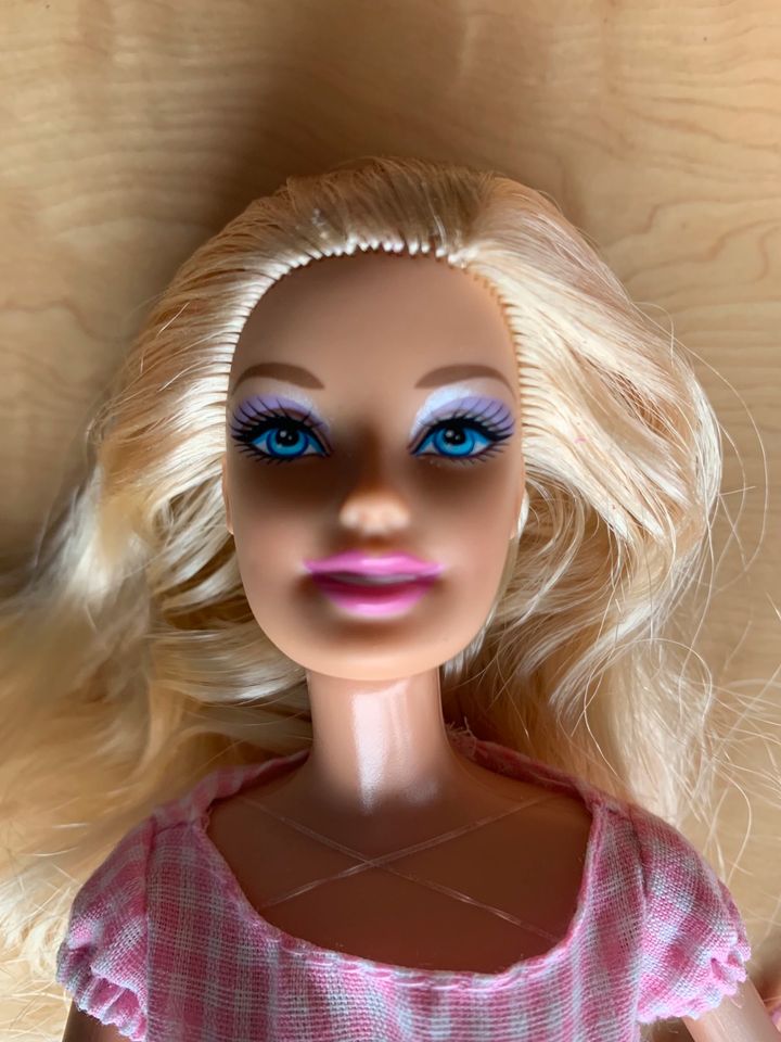 Neuwertig - Tolle Sommer Look Barbie - Marke: Mattel in Münster