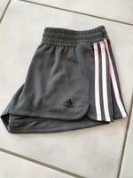 Adidas Sporthose Gr.34 -XS neuwertig Hessen - Rodgau Vorschau